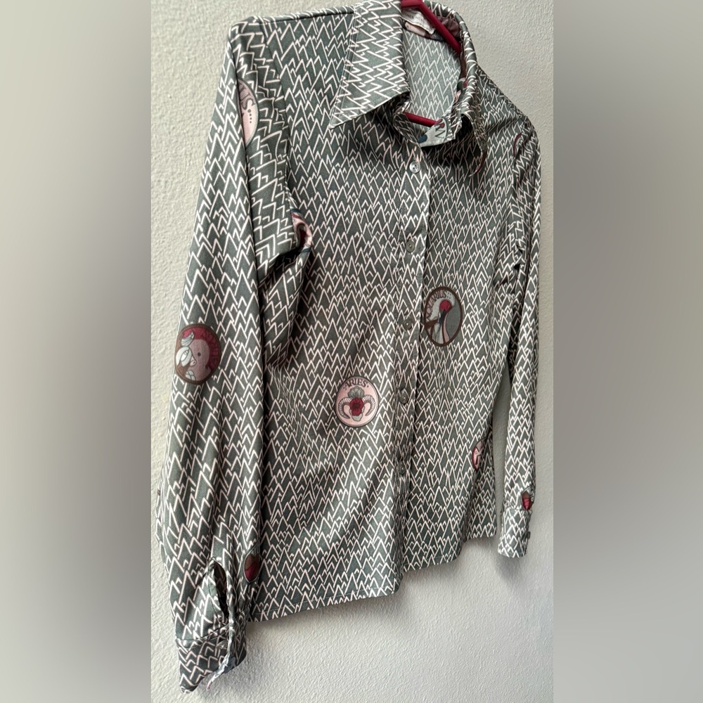 VINTAGE JONES NEW YORK ASTROLOGY BUTTON DOWN BLOUSE WOMENS SIZE 10~RARE!! - Picture 4 of 14